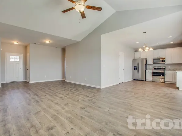 733 W Coker Way, Spring Hill, TN 37174