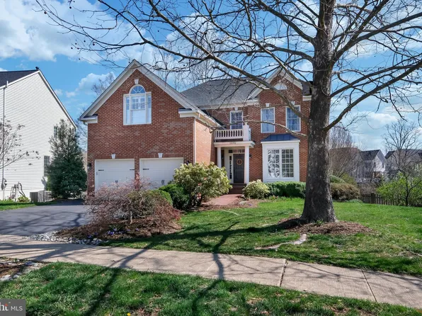 18992 Snowberry Ct, Leesburg, VA 20176