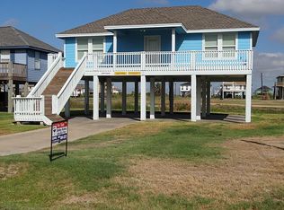 2209 Oyster St, Crystal Beach, TX 77650