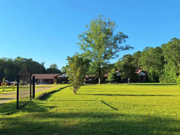 7001 Gibbins Rd, Pine Bluff, AR 71603