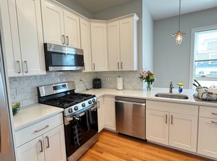353 Dorchester St UNIT 6, Boston, MA 02127