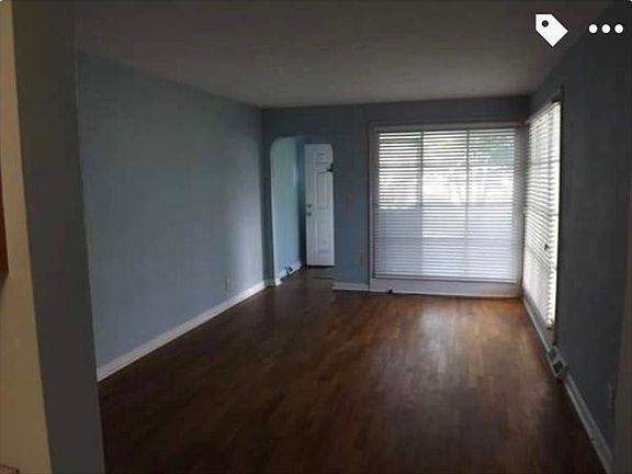 2nd image of 424 Frederick St