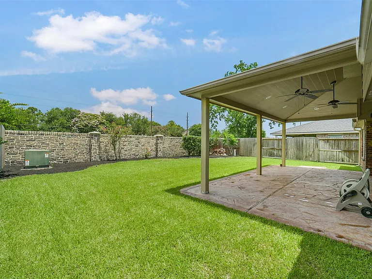 1414 Phoenician Dr — Photo 35