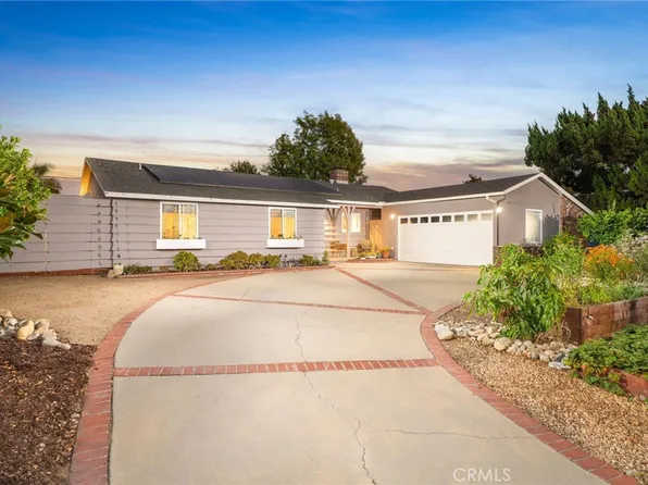 1566 Finecroft Dr, Claremont, CA 91711