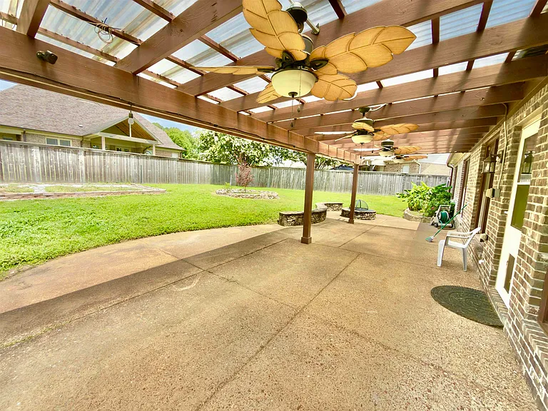 570 Winding Valley Cv — Photo 21