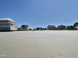 112 Harbor Key Dr, Harbor Island, SC 29920