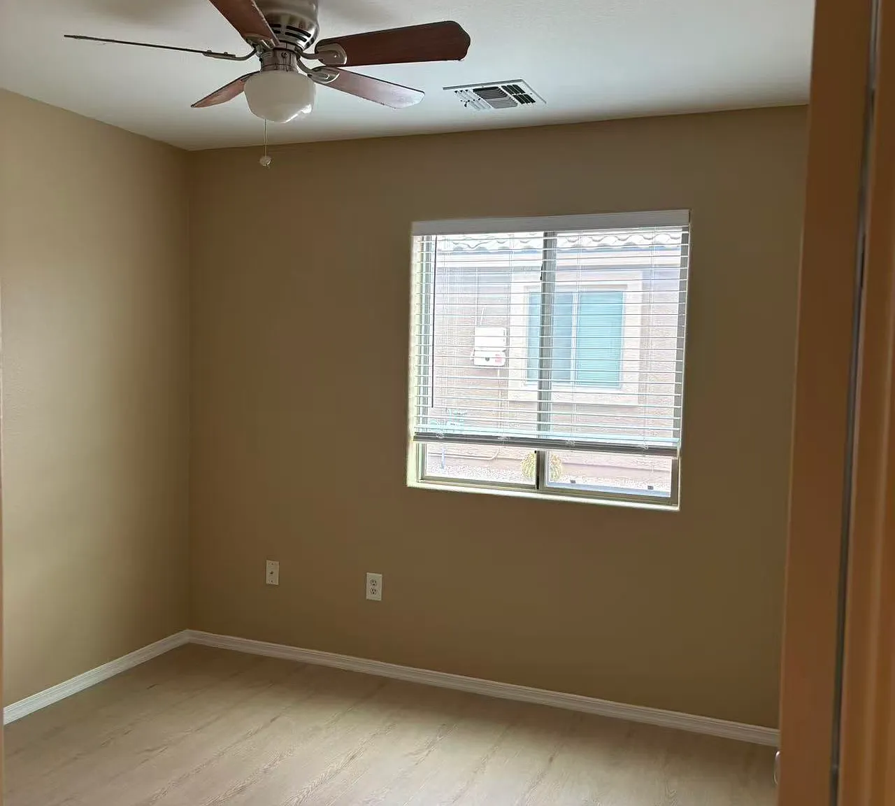 3 bed, 1700 sqft, $1,950 — Photo 4