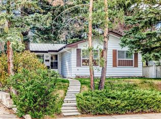 5007 E Vallance Cres NW, Calgary, AB T3A 0T7