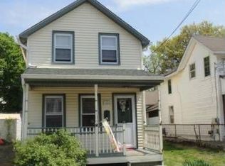 31 Washington St, Keyport, NJ 07735