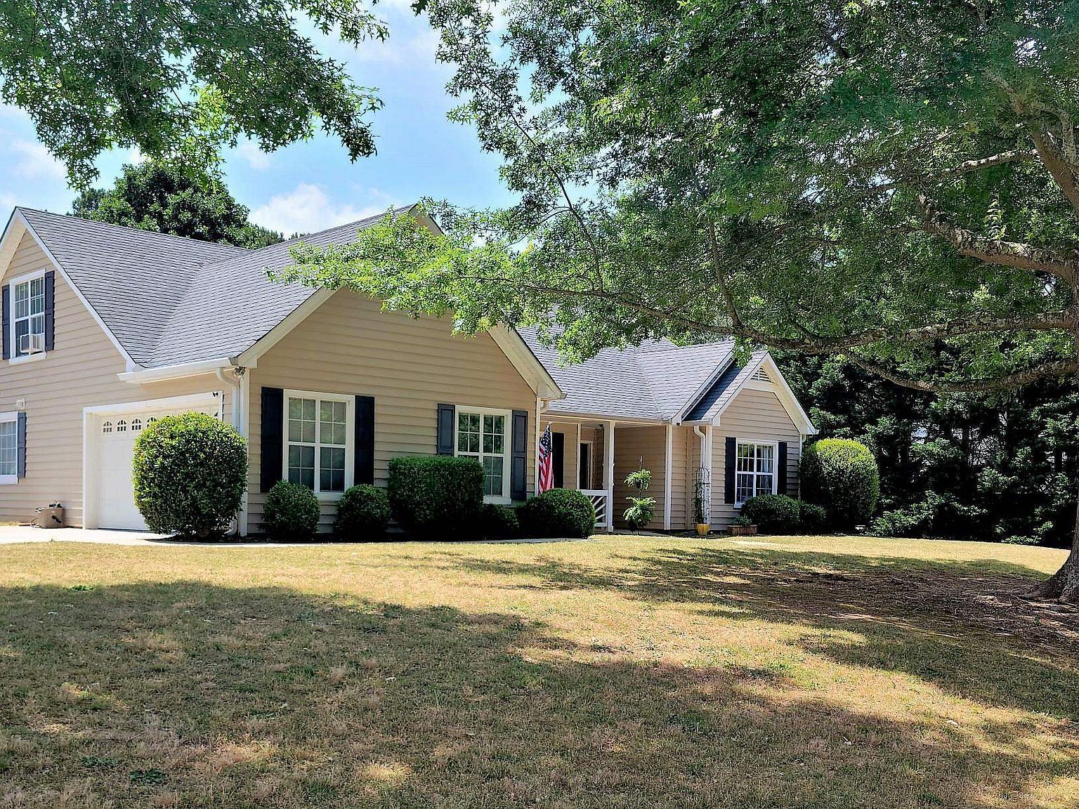 2660 Tribble Gates Dr, Loganville, GA 30052 Zillow