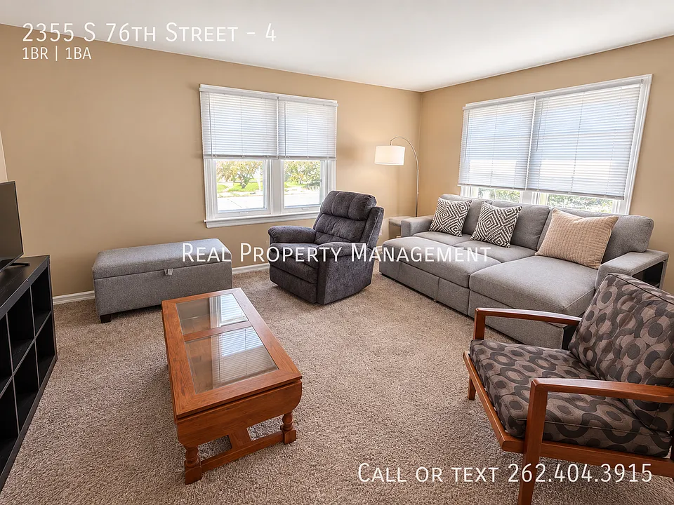 2355 S 76th St #4