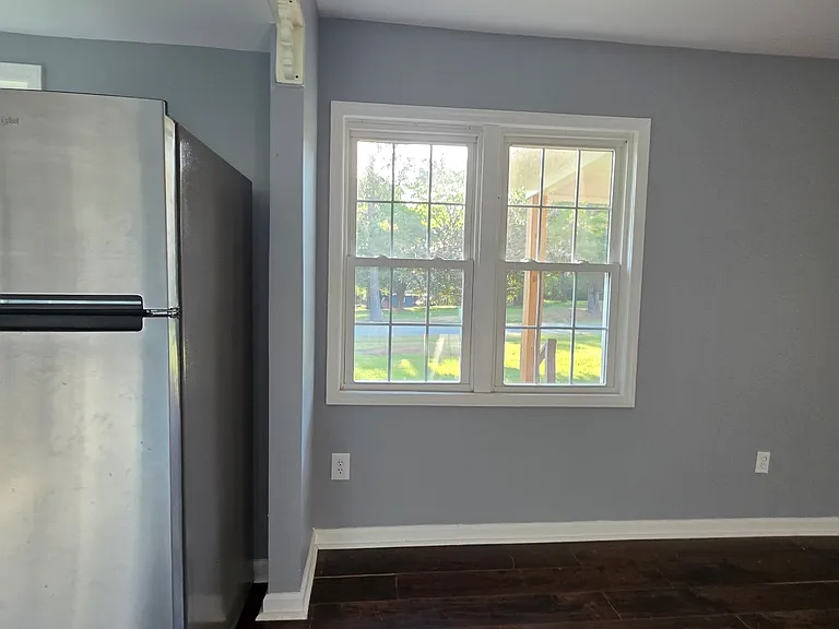 170 Manchester Dr — Photo 1