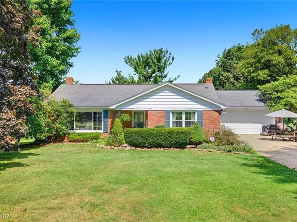 16178 Burton City Rd, Orrville, OH 44667