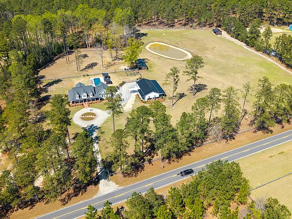 2nd image of 826 Furr Road