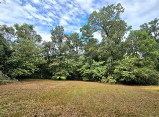 81 E Bishop Rd, Pointblank, TX 77364