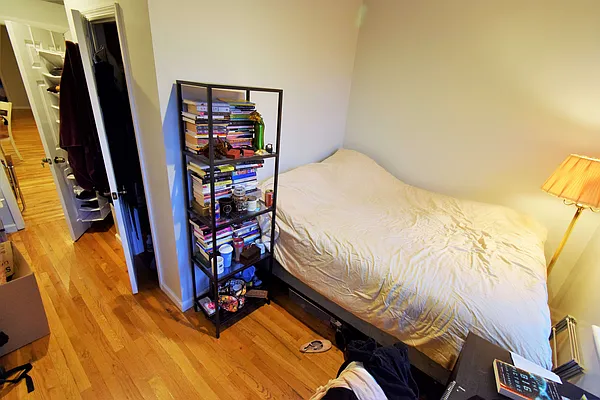 Rented by Lofts and Flats LLC | media 12