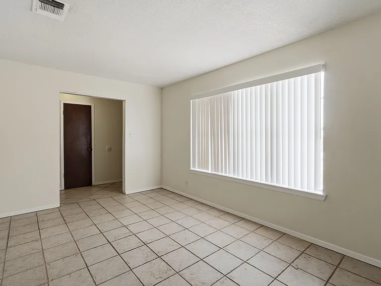 96 Flint Rock Trl — Photo 3