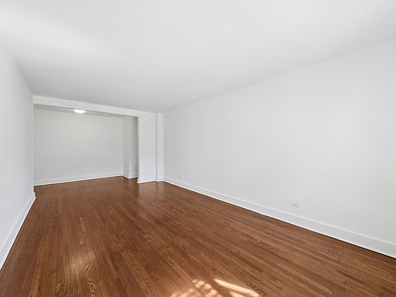 3rd image of 20-21 Seagirt Blvd #2E
