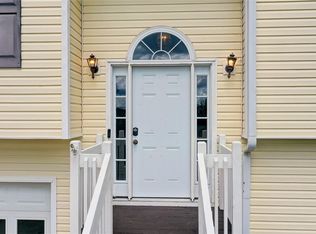 1037 Rolling Ridge Ln, Auburn, GA 30011