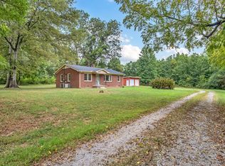 110 Clark St, Summertown, TN 38483
