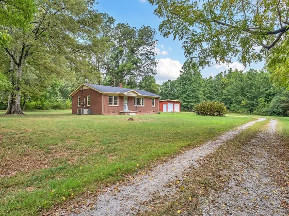 110 Clark St, Summertown, TN 38483