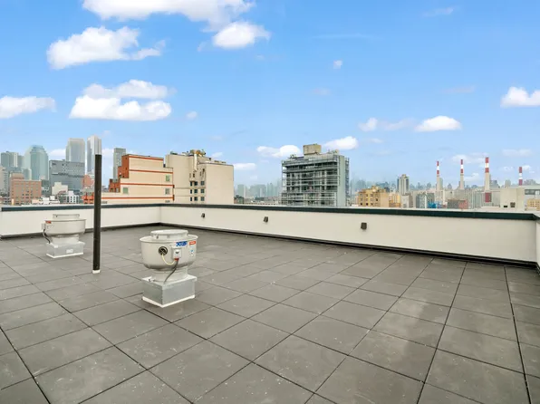 28-08 38th Avenue image 15 of 16