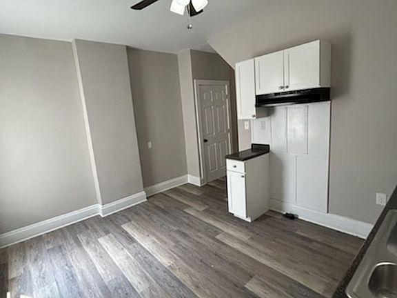 5th image of 1378-1380 Hamlet St