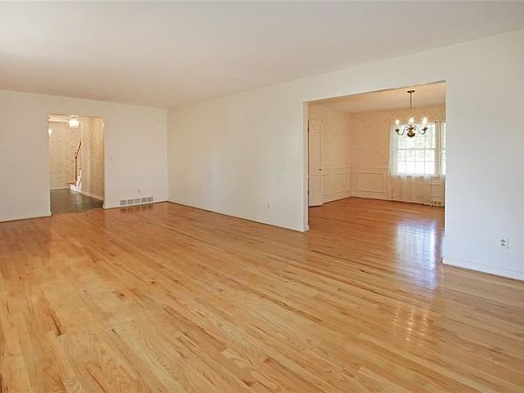 5th image of 5197 Duane Dr