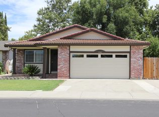 1248 Yorktown Ln, Manteca, CA 95336