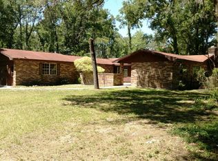 3186 SW Centerville Ave, Fort White, FL 32038
