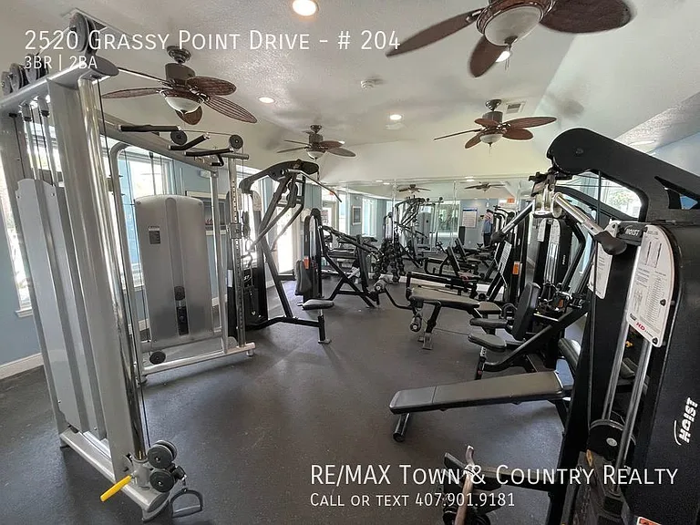 2520 Grassy Point Dr #204 — Photo 4