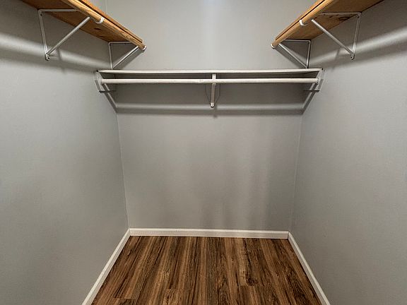 5th image of 300 Hill St #18b1d2769