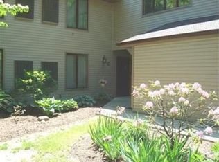 16585 Wren Rd #4C, Chagrin Falls, OH 44023