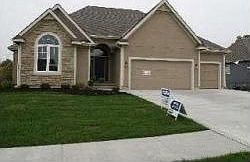 1st image of 705 Willow Dr