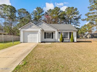539 Shadowridge Rd, Jacksonville, NC 28546