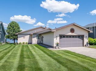 7360 Holiday Dr, Stanwood, MI 49346