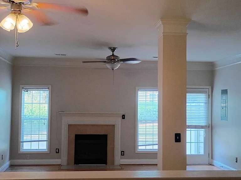 201 Hampton Forest Dr — Photo 8