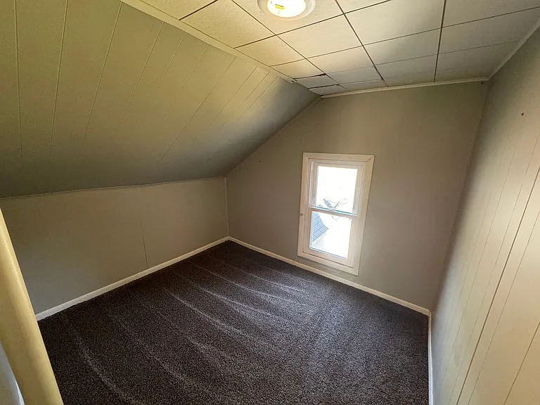 904 E Elkhart St — Photo 11
