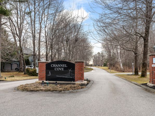 22 Channel Cove Lane, Biddeford, ME 04005
