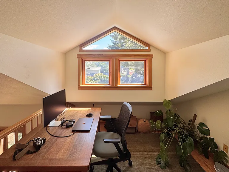 719 Decker Ave — Photo 19