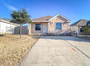 4435 Caroline St, Laredo, TX 78046