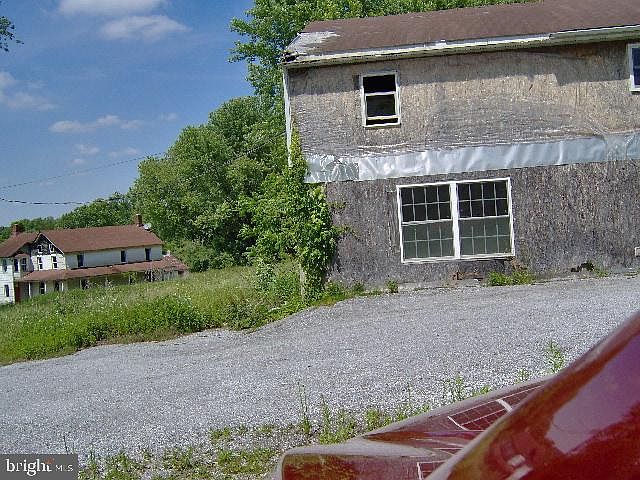 2nd image of 4834 Alesia Rd