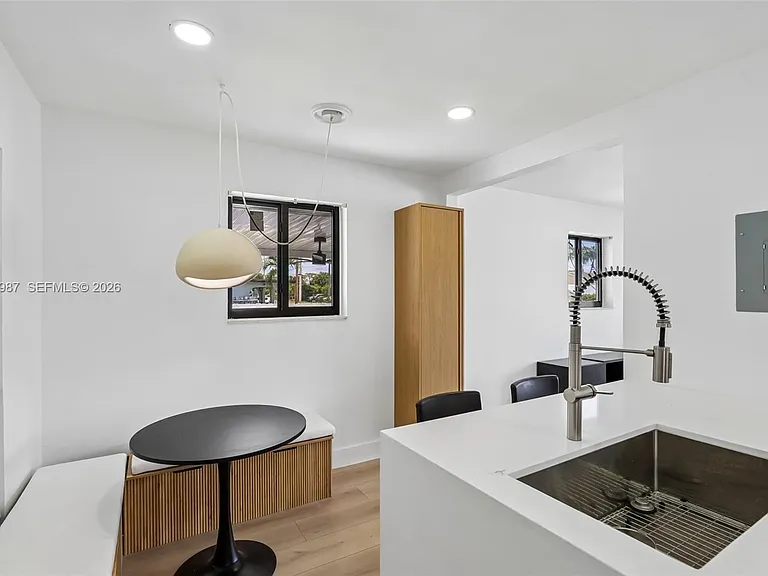 6595 SW 31st St — Photo 18