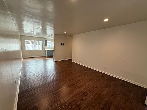 3rd image of 1530 Chalcedony St E #0