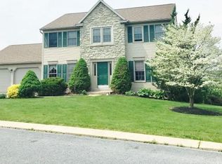 3 Little Fox Ln, Lititz, PA 17543