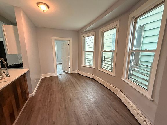 5th image of 35 Orient Ave #1E