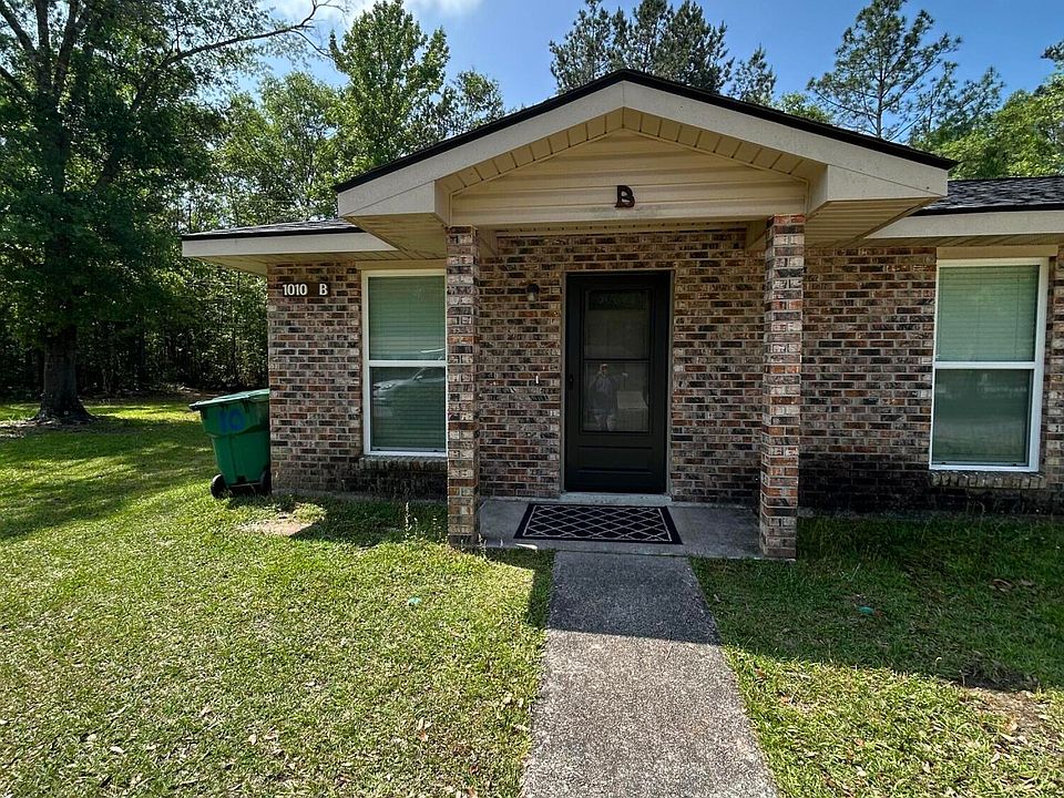 1st image of 1010 Telly Rd #B