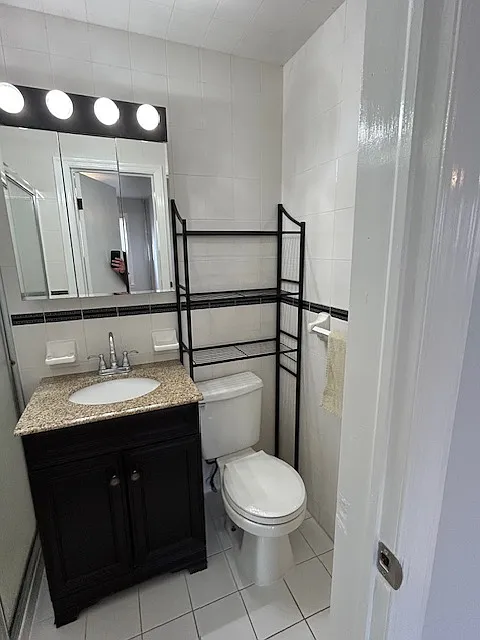 1 bed, 700 sqft, $2,300 — Photo 4