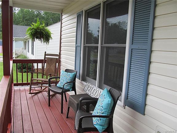5th image of 14931 Blue Rock Dr