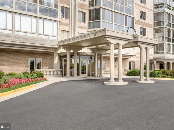 19365 Cypress Ridge Ter Unit 615, Leesburg, VA 20176